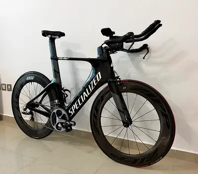 Specialized Shiv TT triathlon bike