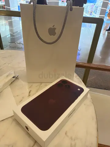 iPhone 18 pro max 256gb burgundy