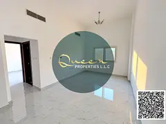 Large space / Prime and vibrant location / Close to services and amenities