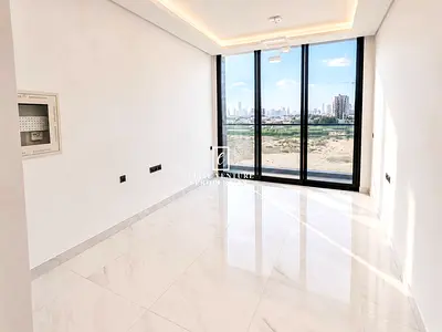 VACANT | ELEGANT STUDIO | PRIME LOCATION