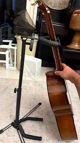 Yamaha guitar+new stand+cover