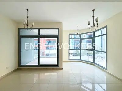 Unfurnished | Next to Metro | Bright | Vacant
