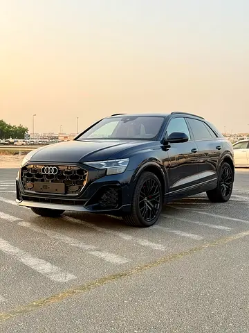 2024 Audi Q8 55 TFSI quattro S line