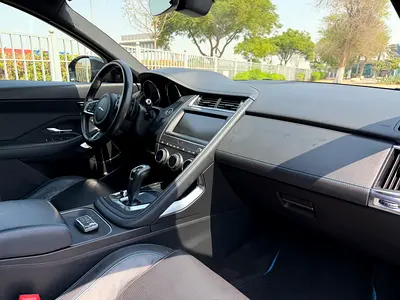 صورة مصغرة 14 لـ 2018 Jaguar E-PACE