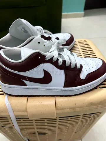 Air Jordan 1 Low DC0774-116 – Size 39