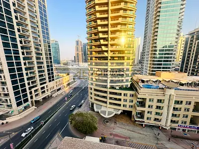 Spacious 1BR | Marina Walk | High Floor | Balcony