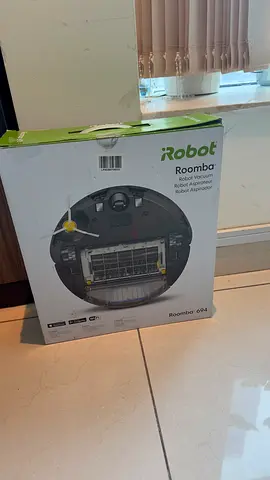iRobot Roomba 694 Wi-Fi Connected Robot Vacuum – Open Box