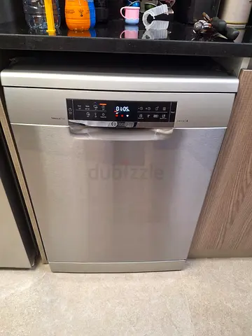 Bosch dishwasher 6 Series still new