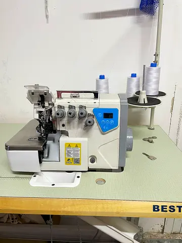 Industrial Overlock / Serger Sewing Machine - Heavy Duty