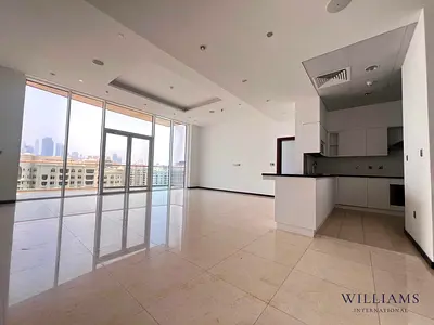 LUXURY LIVING | VACANT | DIRECT BEACH ACCESS