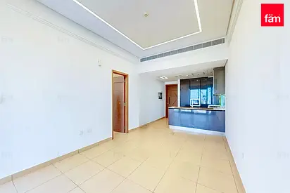 Vacant | Furnished | Low Floor and High Ceiling
