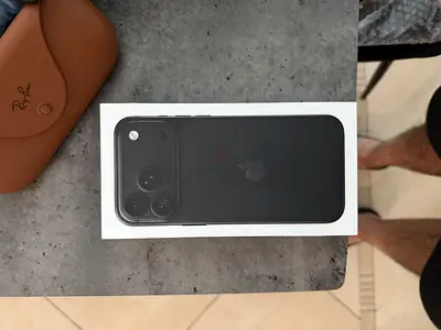 Iphone 18 PRo Max 512GB Black available now