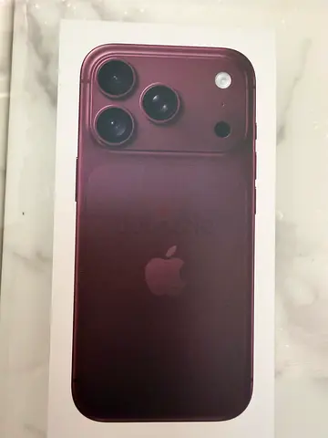 iPhone 18 Pro Burgundy 256GB