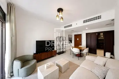 Pool View | Furnished | Vacant | Well Maintained