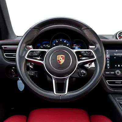 صورة 7 لـ 2021 Porsche MACAN