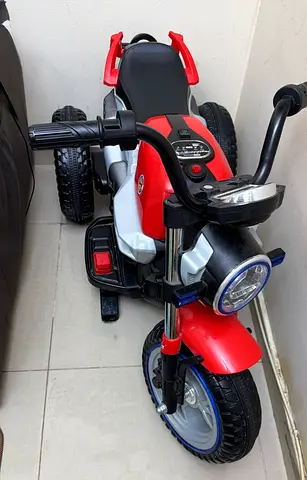 E-bike with music player
