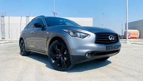 2015 Infiniti QX70 照片 2