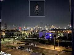 Full Sky line view/ Modern home/ Corner