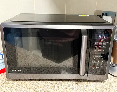 Toshiba 30L Microwave Oven