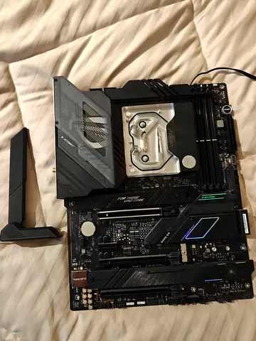 gaming motherboard with cpu and block