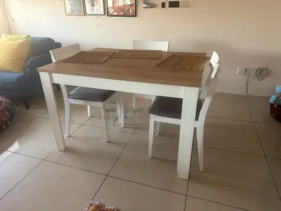 Dining table with 3 chairs - wooden top, white frame (good condition)