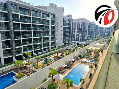 Pool view / beautiful apt / Spacious layout / chiller Free