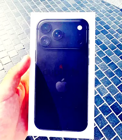 Apple 18 pro 512 GB for sale
