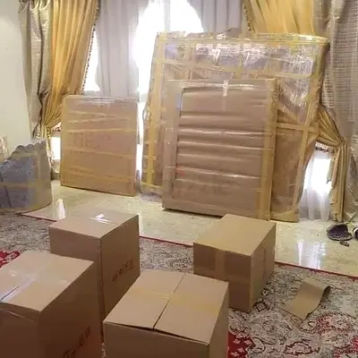 affordable moving crew for furniture and small loads pickup service for personal belongings, boxes