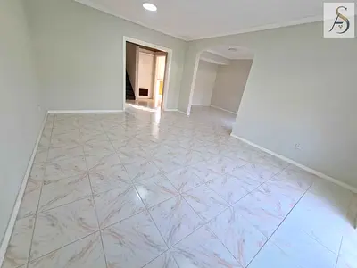 Fully renovated/ Spacious 3 bedroom hall double story villa with new AC / swimming pool / community villa