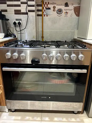 Gorenje Stainless Steel 5-Burner Gas Cooker with Oven - Good Condition