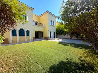 INTERNAL VILLA | THREE BED | VACANT | GREAT DEAL