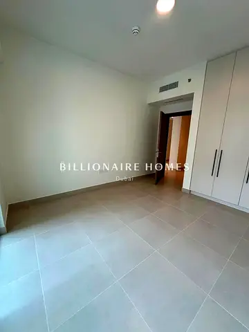 Pool View | Vacant | Spacious | Exclusive