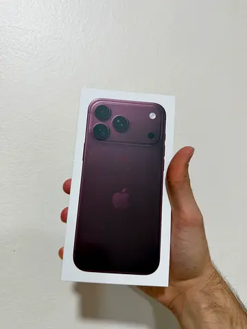 iPhone 18 Pro Max Burgundy 256GB