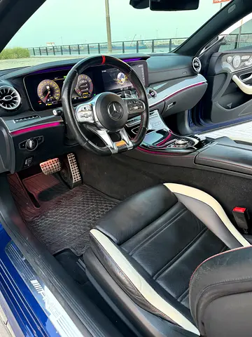 2020 Mercedes-BENZ E-CLASS photo 12