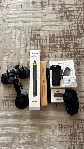 Insta 360 X4