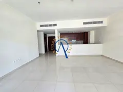 STORAGE & LAUNDRY | VACANT | POOL VIEW