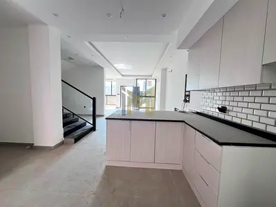 🏡 فيلا فاخرة للبيع – الهليو 2، عجمان 🏡 ✨ مساحات واسعة | مناسبة للعائلات | قيمة ممتازة | جاهزة للسكن