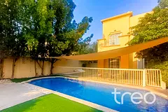 Lake View | Private Pool | Upgraded | Vacant