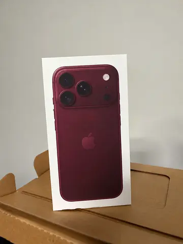 iPhone 18 Pro Max 512GB Burgundy