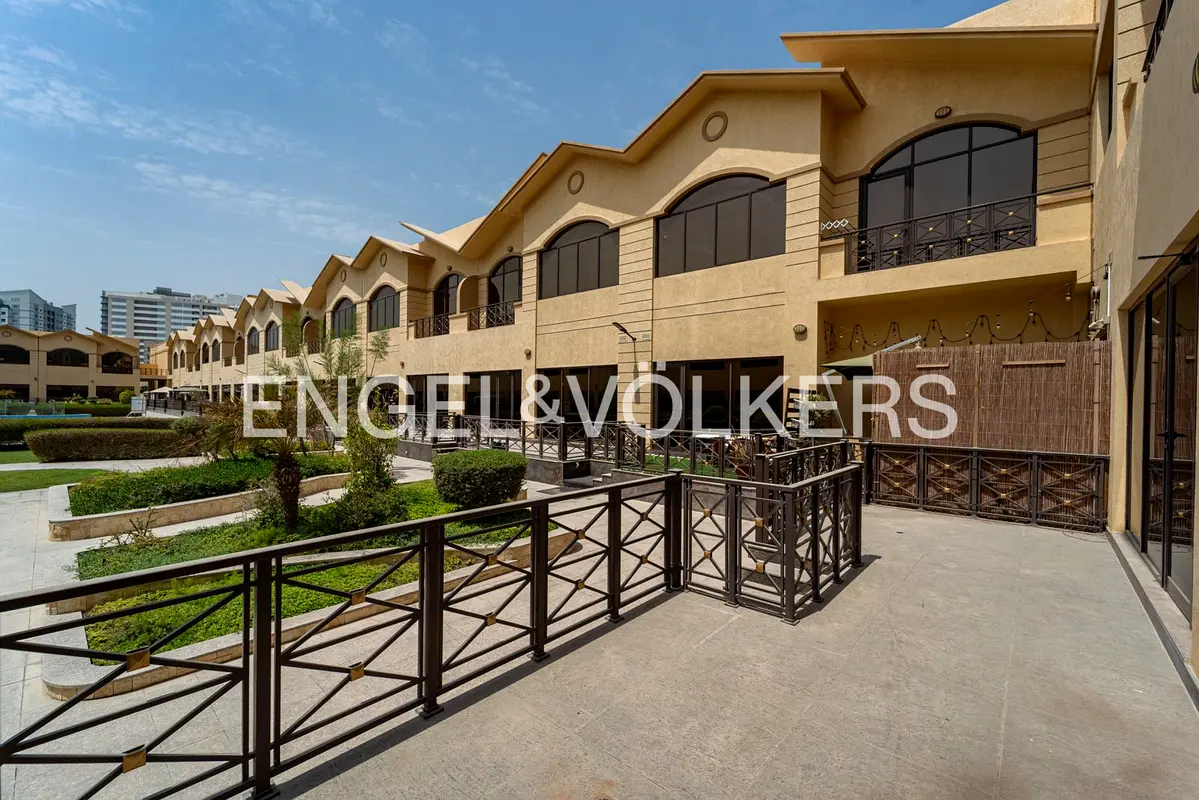 Prime Location | Accessible | Near MOE
