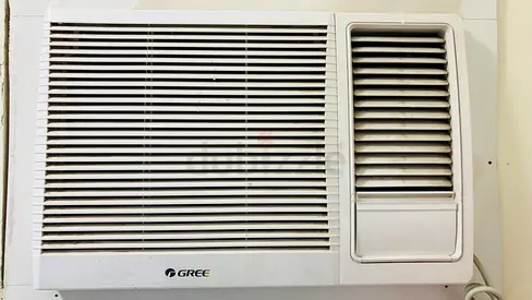 Gree Window Air Conditioner Unit - Good Working Condition