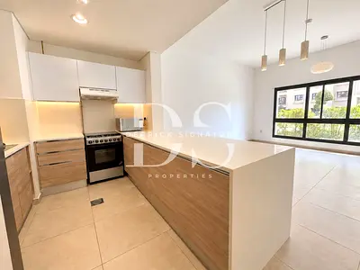 1BR | Vacant | Immaculate Condition | Low Floor