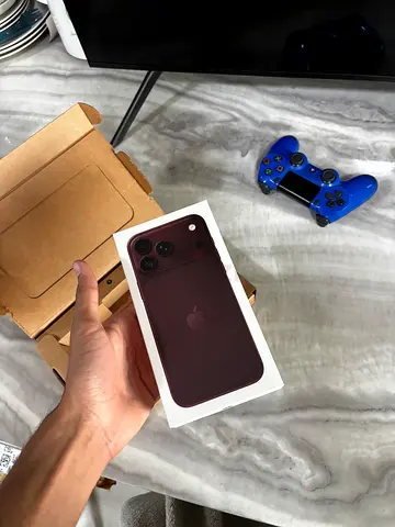 iPhone 18 Pro Max 256GB Burgundy