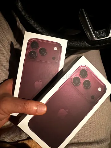 iPhone 18 Pro Burgandy