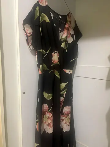 Black Size Medium Dress