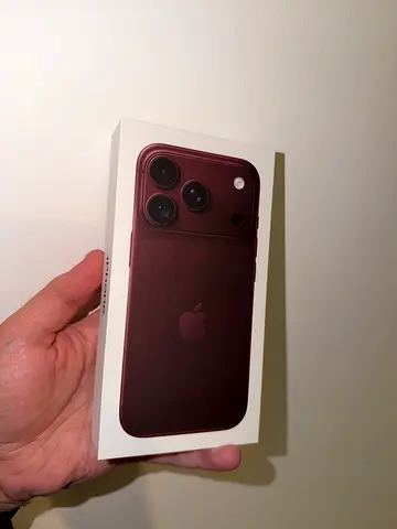 iPhone 18 Pro 256GB Burgandy