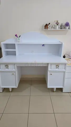 White wooden study desk with hutch and drawers — good condition