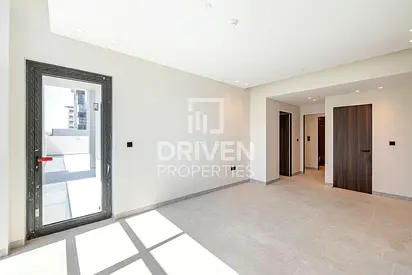 Big Terrace Family Bldg | Available | Low Floor