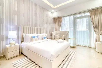 Vacant Fully Furnished Modern Balcony Chiller Free