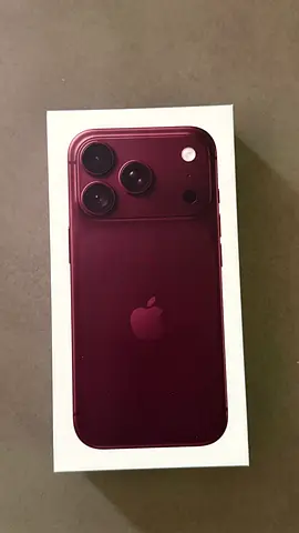 Iphone 18 pro 256 gb burgundy Now in my hands